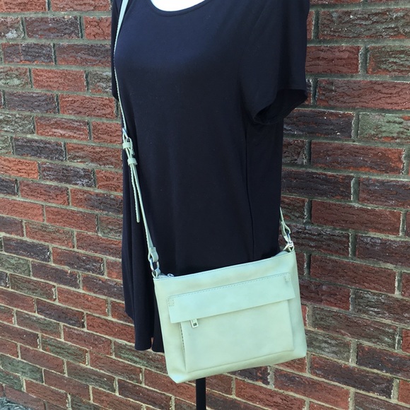Universal Thread Handbags - 🆕Universal Thread Crossbody